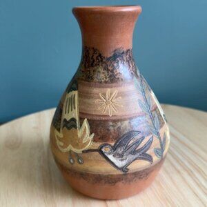 Vtg Peruvian Pottery Vase Hummingbird & Floral Design 6" Seminario Urubamba Peru